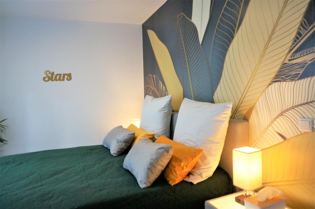 Mein Apartment Stars mit Balkon und Klima für bis zu 4 Personen — 4-Star Luxury Hotel in Frankenthal, Germany