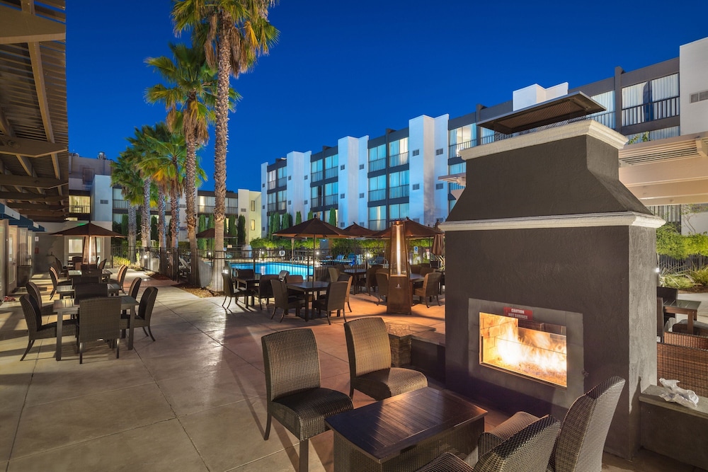 Marin Hilltop Hotel - photo 39