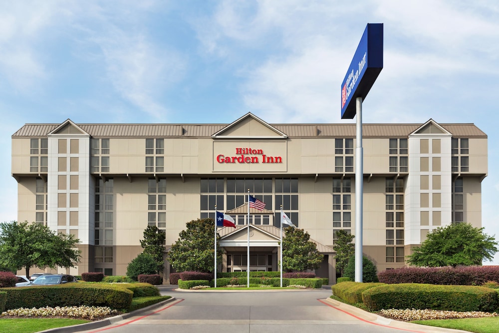 Hilton Garden Inn Dallas Market Center - photo 51