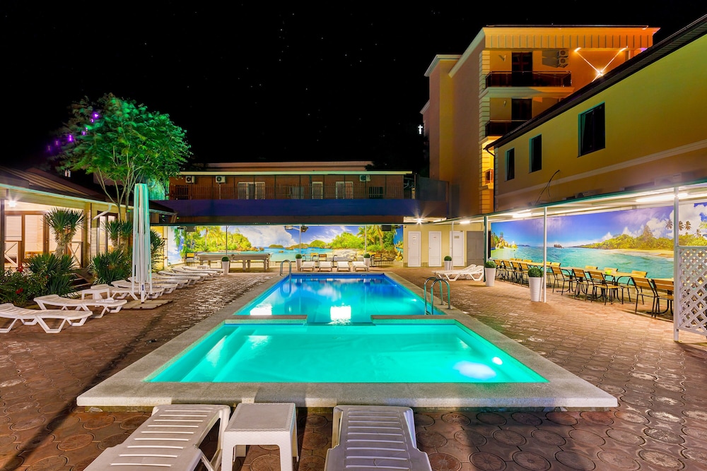 Atlas — hotel in Gelendzhik