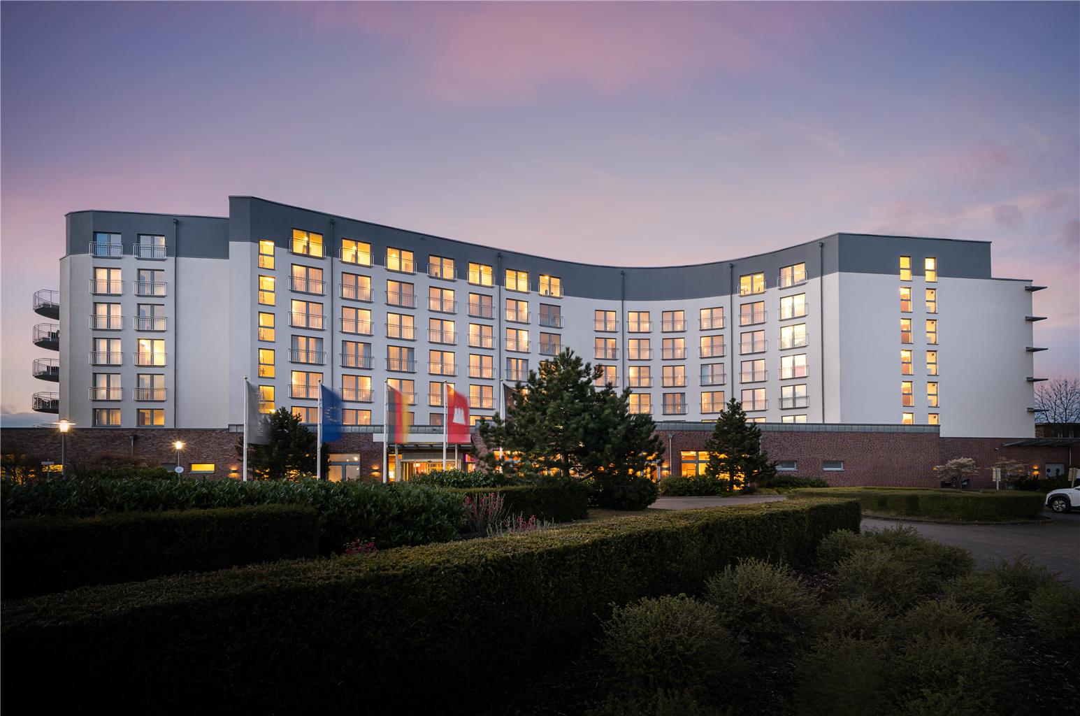 Elaya Hotel Hamburg Finkenwerder — 4-Star Luxury Hotel in Hamburg, Germany