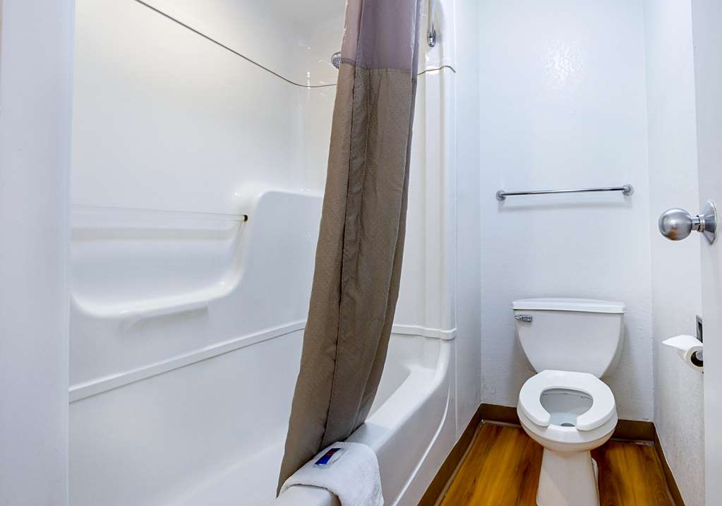 Motel 6 Mesa North - photo 18