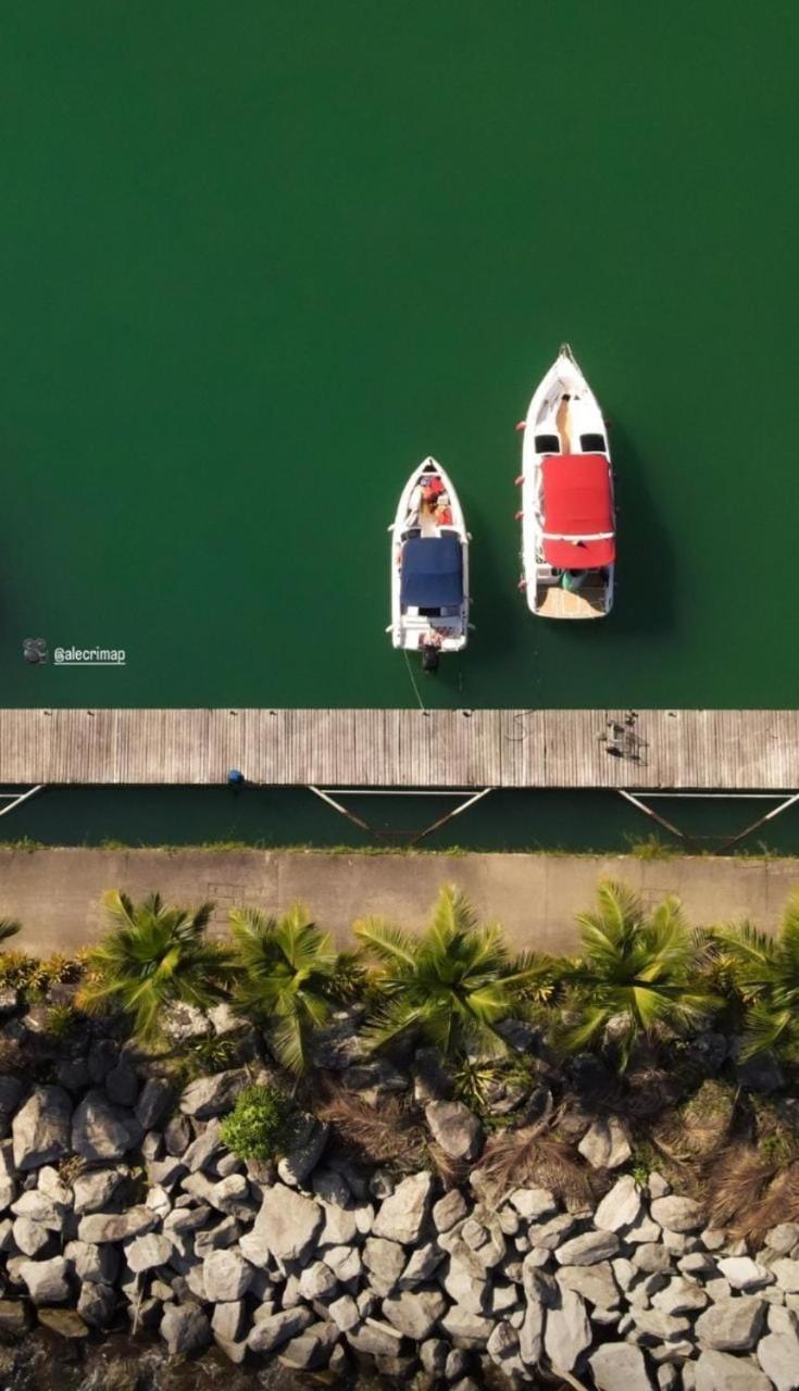 AP Alecrim Porto Real Resort Vista Magnifica SPA Marina Praia Privada 3 suítes in Mangaratiba, Brasil