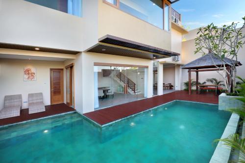 The Miracle Villas Three Bedrooms Private Villa — 4-Star Luxury Hotel in Nusa Dua, Indonesia