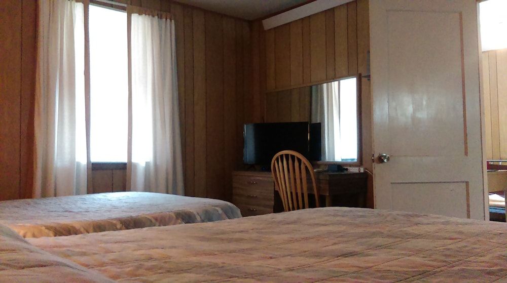 The Sage Motel - photo 21