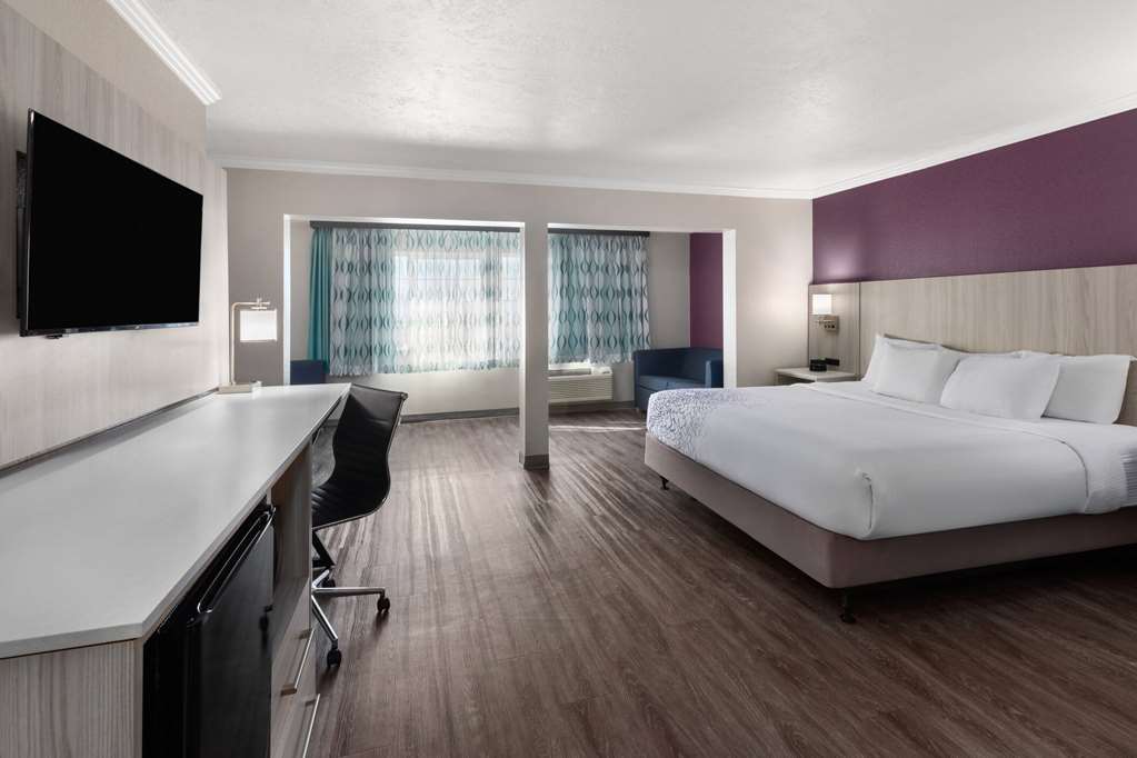 La Quinta Inn & Suites by Wyndham North Orem - photo 20
