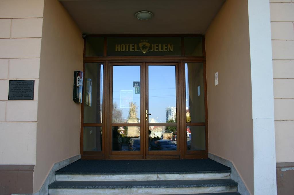 Hotel Jelen — Hlohovec — photo 2