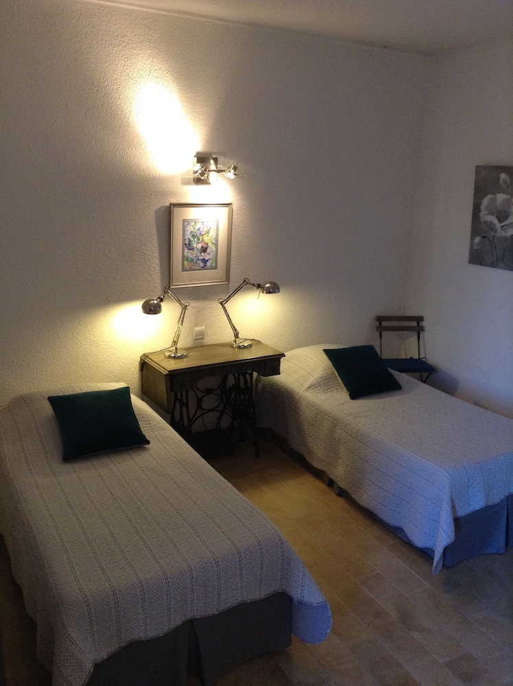 L'auberge des marronniers - carbon neutral hotel in Avignon
