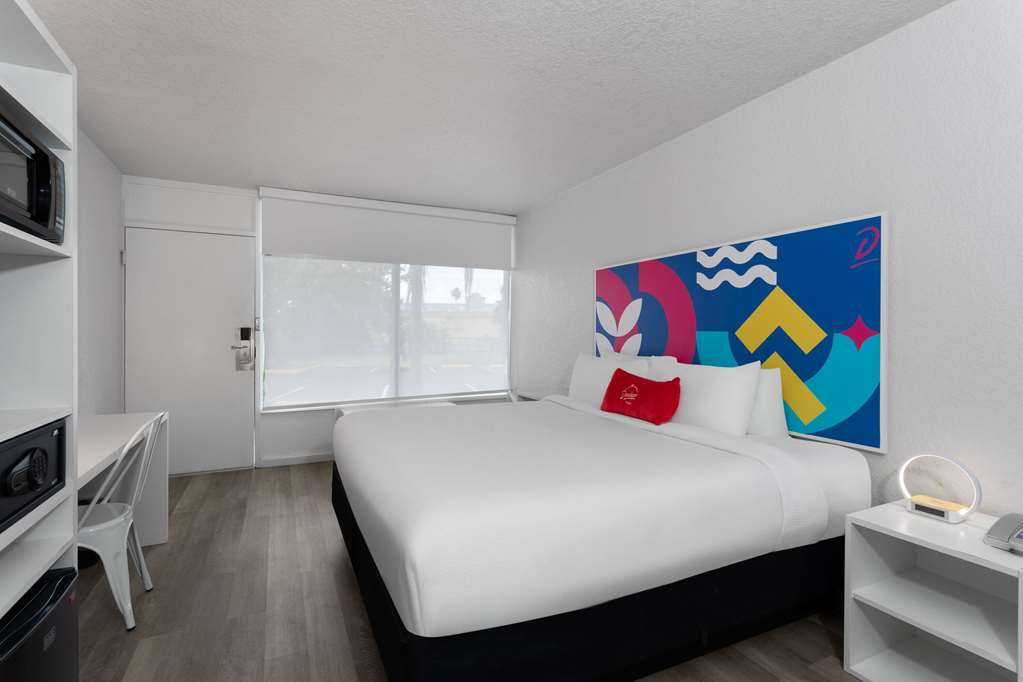 Baymont by Wyndham Orlando Lake Buena Vista South - photo 20