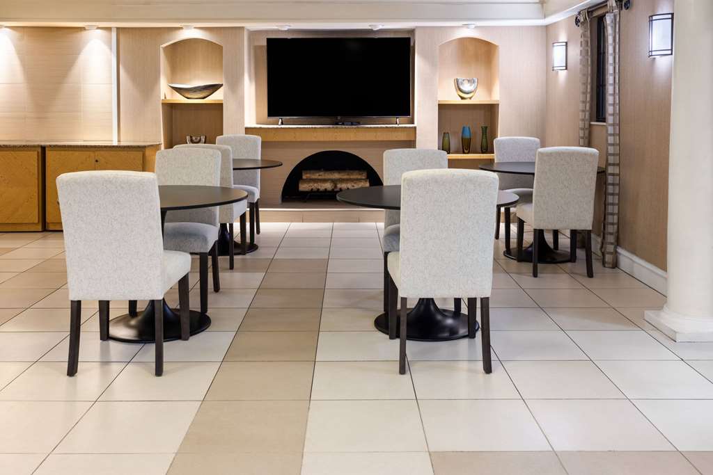 La Quinta Inn by Wyndham Pittsburgh Airport - photo 11