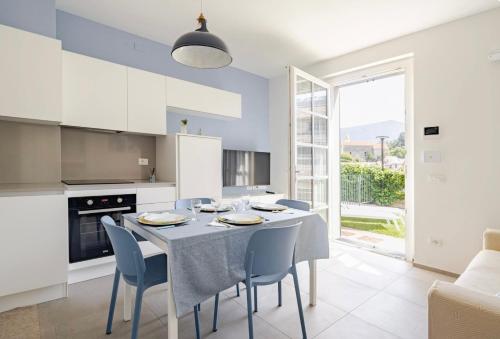 Teatrino A 200 M Dal Mare Con Giardino In Centro Levanto 5 Terre — 4-Star Luxury Hotel in Levanto, Italy