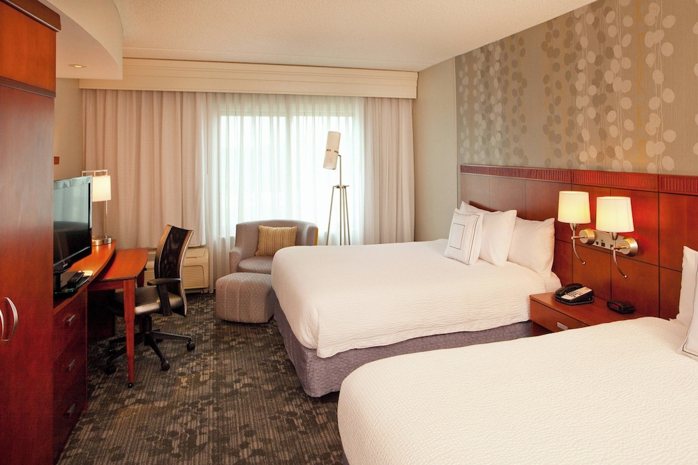 Courtyard Marriott Gettysburg - photo 9