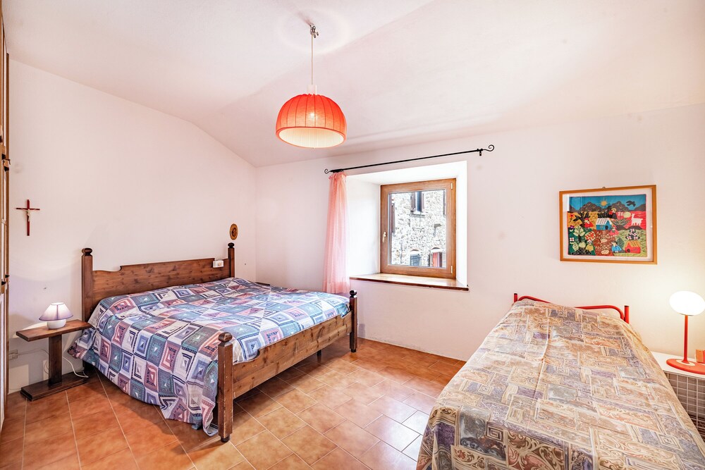 Casa Sant'anna In Garfagnana — 4-Star Luxury Hotel in Minucciano, Italy