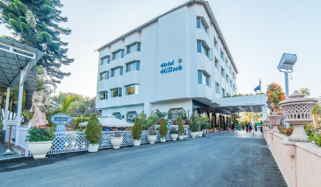 Hotel Hillock in Abu, India