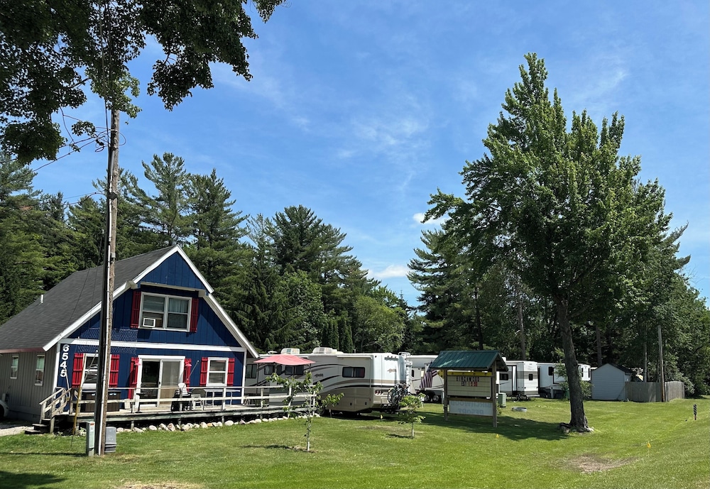Birchwood Resort & Campground - photo 33
