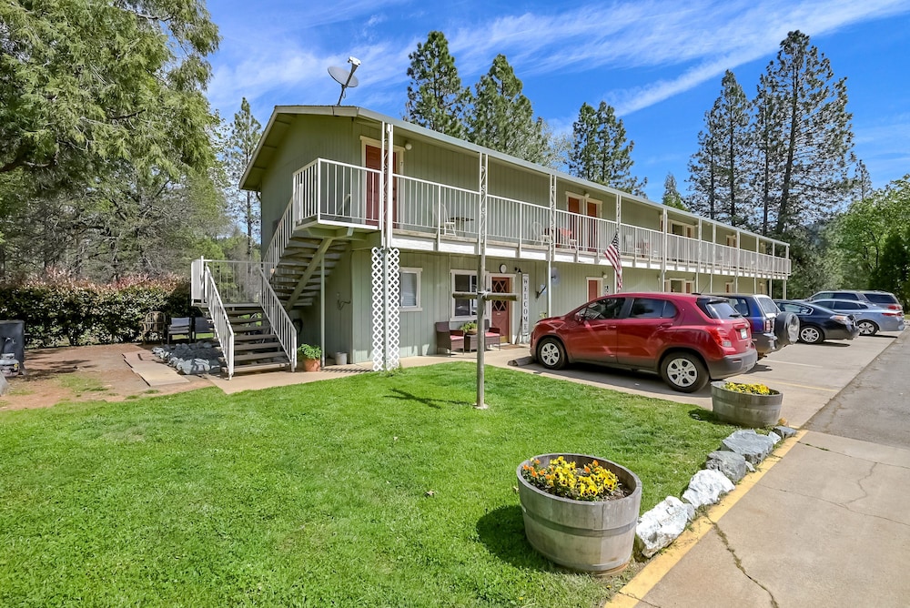 Brownsville Motel - photo 154