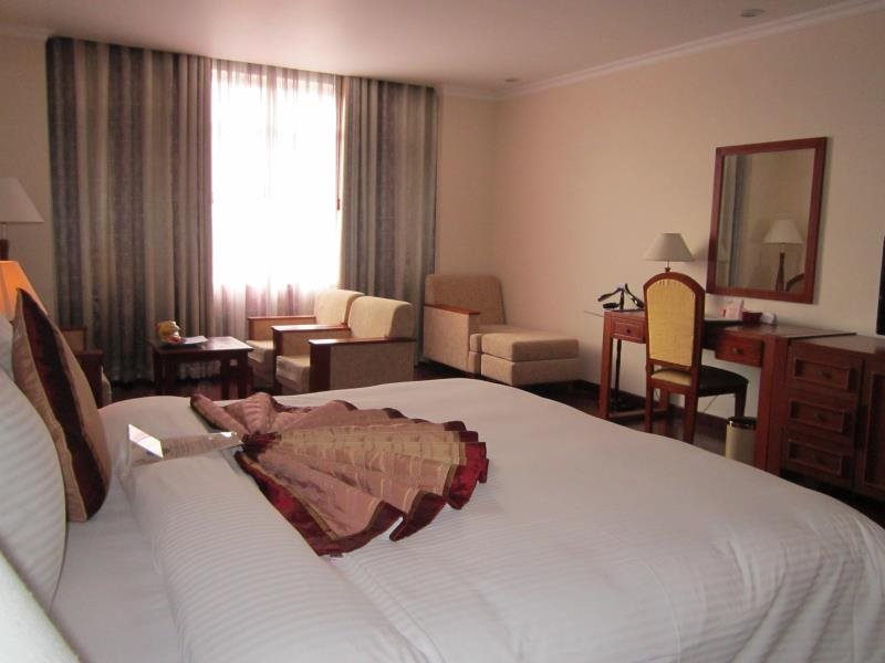 First Luxury Wing Hotel Saigon