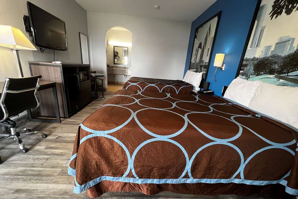 Super 8 by Wyndham Houston North I 45 - photo 11
