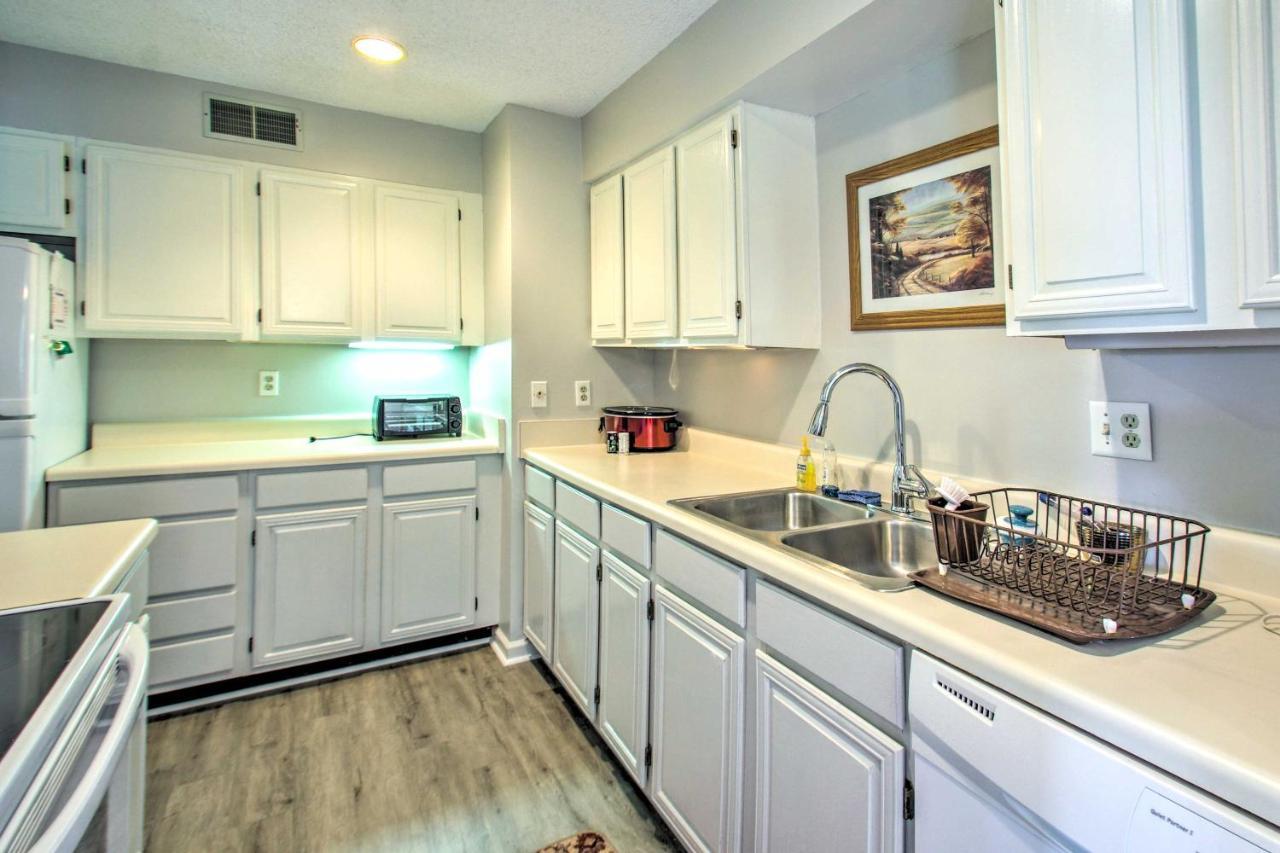 Idyllic Wintergreen Condo with Resort Amenities - photo 5