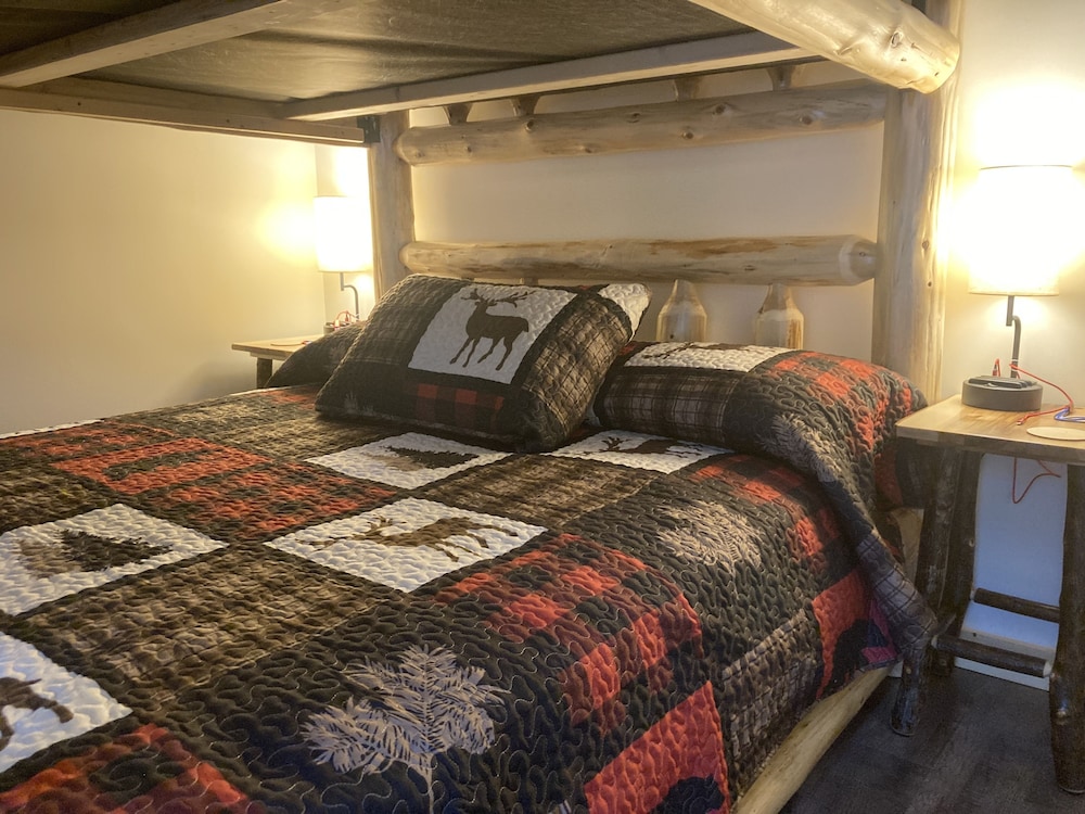 Keweenaw Waters Resort - photo 15