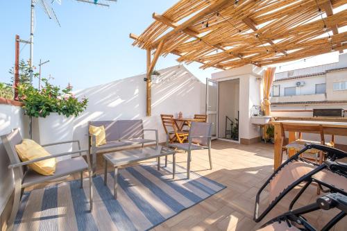 Mira casa — 4-Star Luxury Hotel in Spadafora, Italy