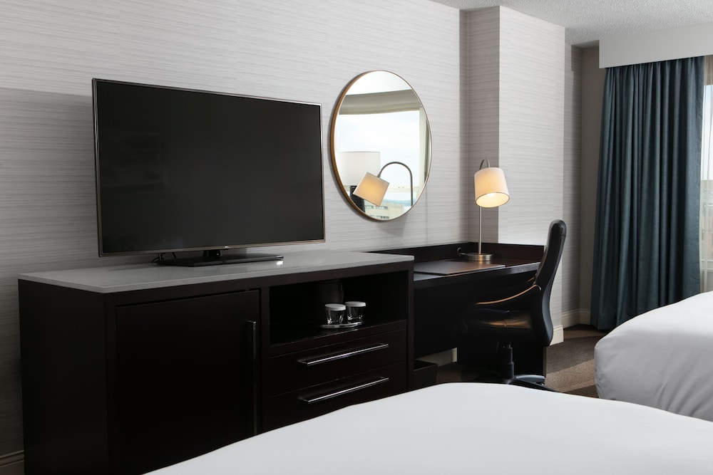 Hilton Madison Monona Terrace - photo 18
