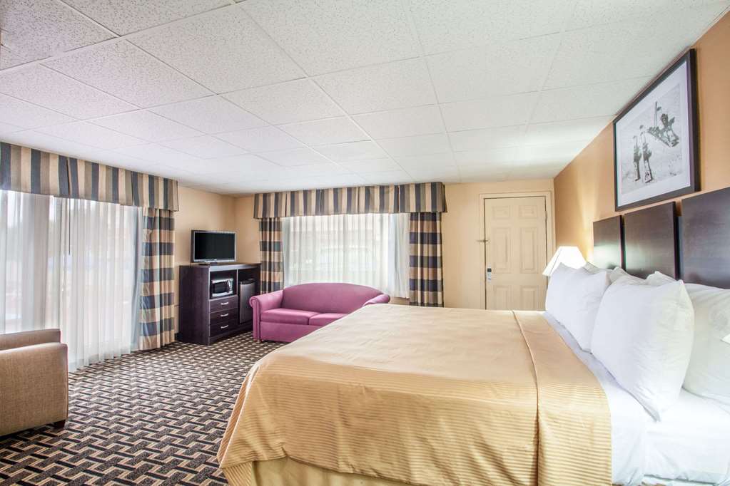 Travelodge by Wyndham South Burlington - photo 11