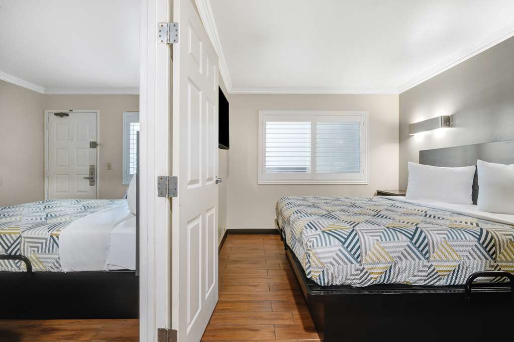 Motel6 Ontario CA Convention Center Airport - photo 9