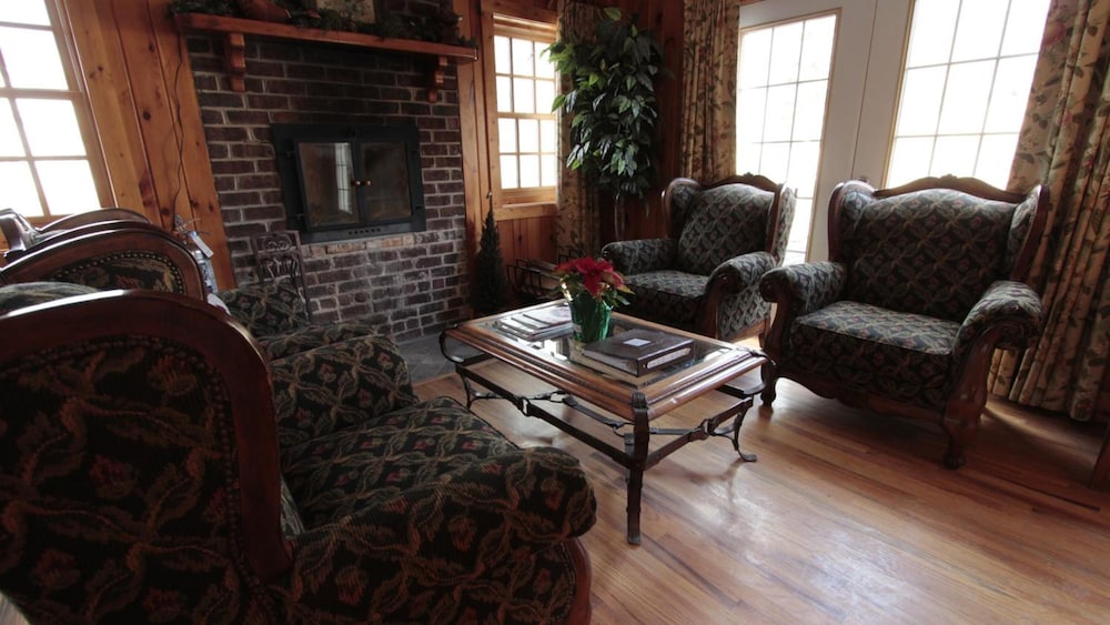 Ridgeway Inn - photo 53