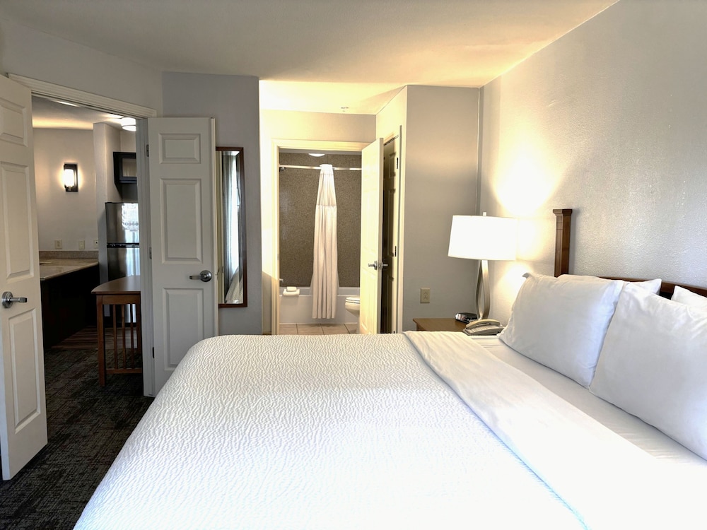 Staybridge Suites Houston West Energy Corridor by IHG - photo 39