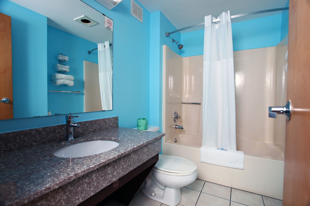 Coratel Inn & Suites By Jasper Newton - photo 20