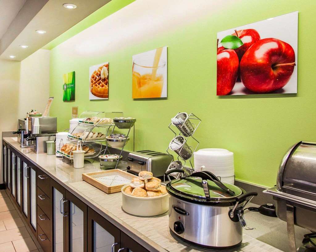 Quality Inn & Suites Peoria North - photo 46