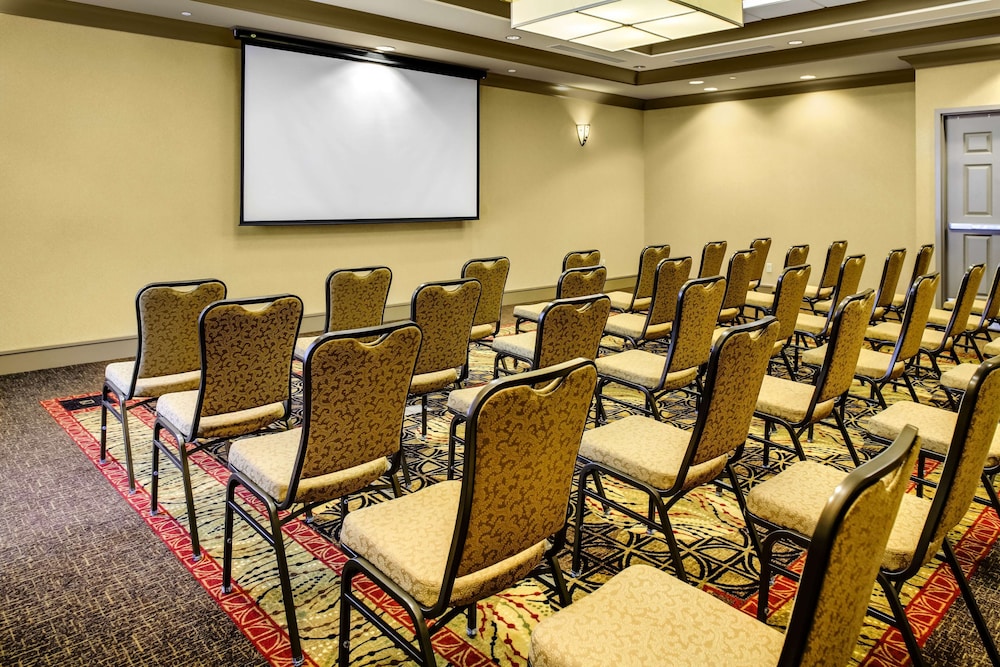 Hilton Garden Inn Pittsburgh Cranberry - photo 41