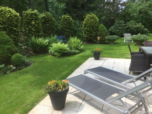 FeWo im Grünen mit Terrasse und Garten gratis Therme — 4-Star Luxury Hotel in Bad Bevensen, Germany