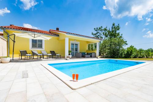 Holiday house Mary — 4-Star Luxury Hotel in Barban, Croatia