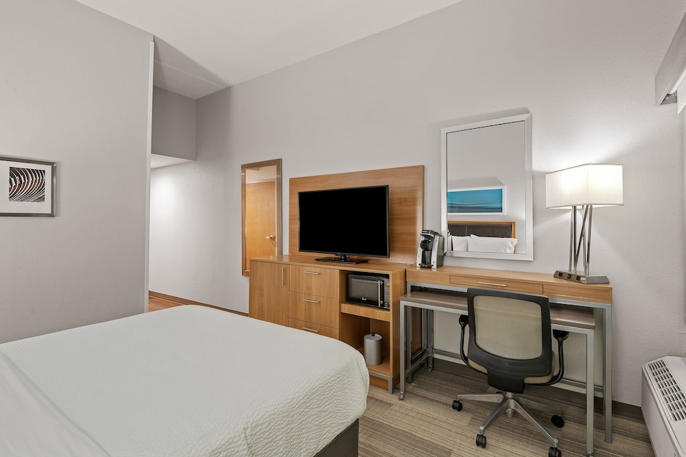 Holiday Inn Express Hershey Harrisburg Area by IHG - photo 19