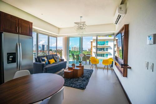 V Marina B 902 — 4-Star Luxury Hotel in Puerto Vallarta, Mexico
