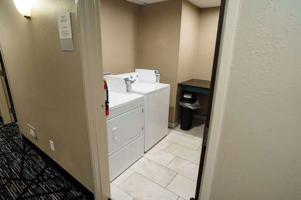 Sleep Inn & Suites Knoxville West - photo 104