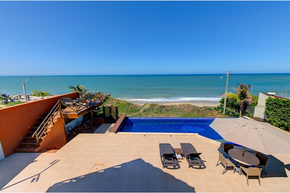 Bangal Exclusivo beira mar 10 pessoas in Aquiraz, Brasil