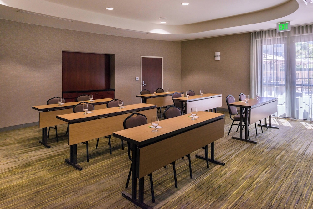 Courtyard by Marriott San Luis Obispo - photo 52