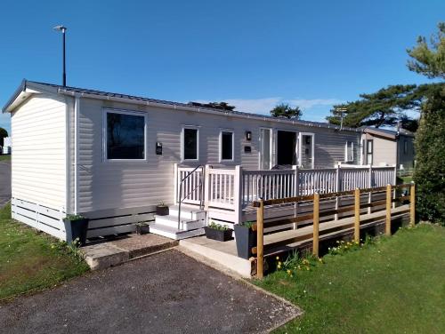 Shorefield Country Park 3 Beds Passes Included in Lymington, United Kingdom