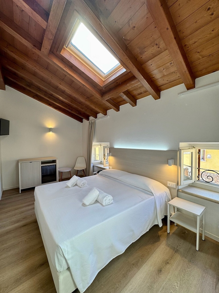 Corte Impero Hotel & Restaurant — Affi — photo 4