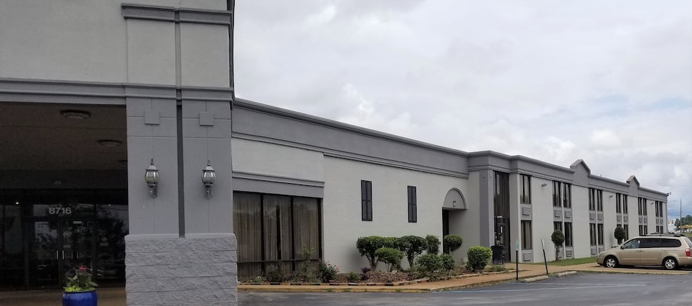 Madison Inn and Suites - photo 74
