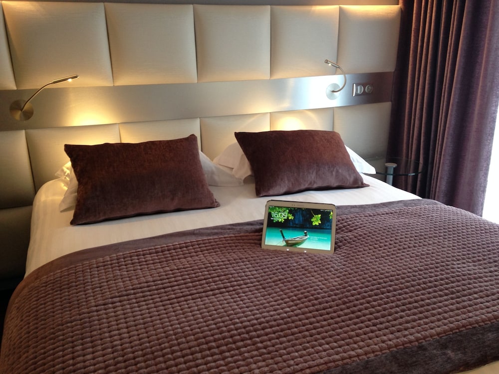 Hôtel Golf St Lazare in Limoges, France