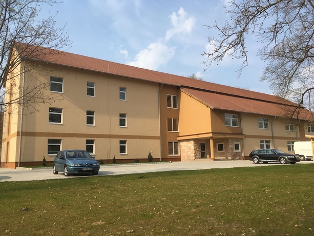 Smart Rooms - carbon neutral hotel in Szekesfehervar