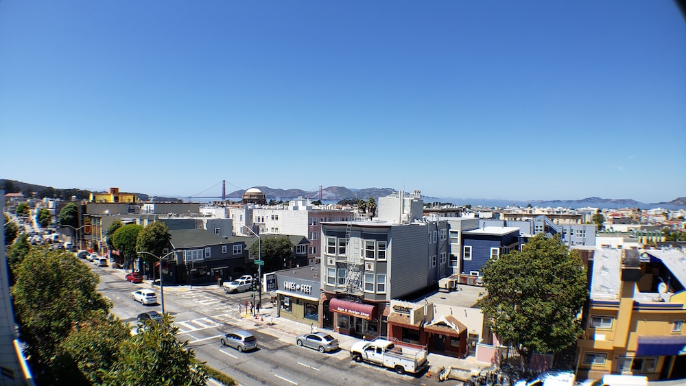 Presidio Parkway Inn - photo 29