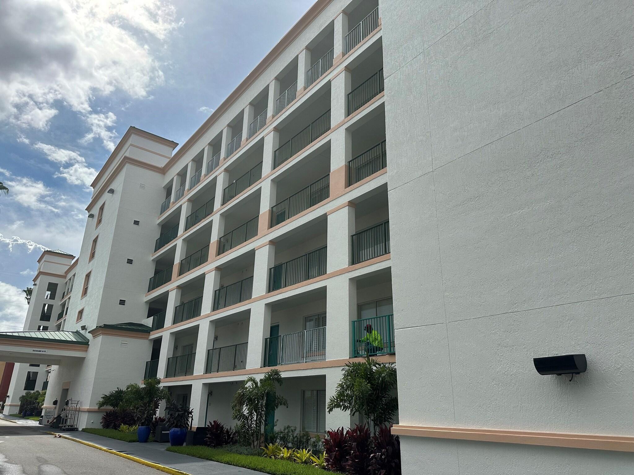 Orlando's Sunshine Resort - photo 18