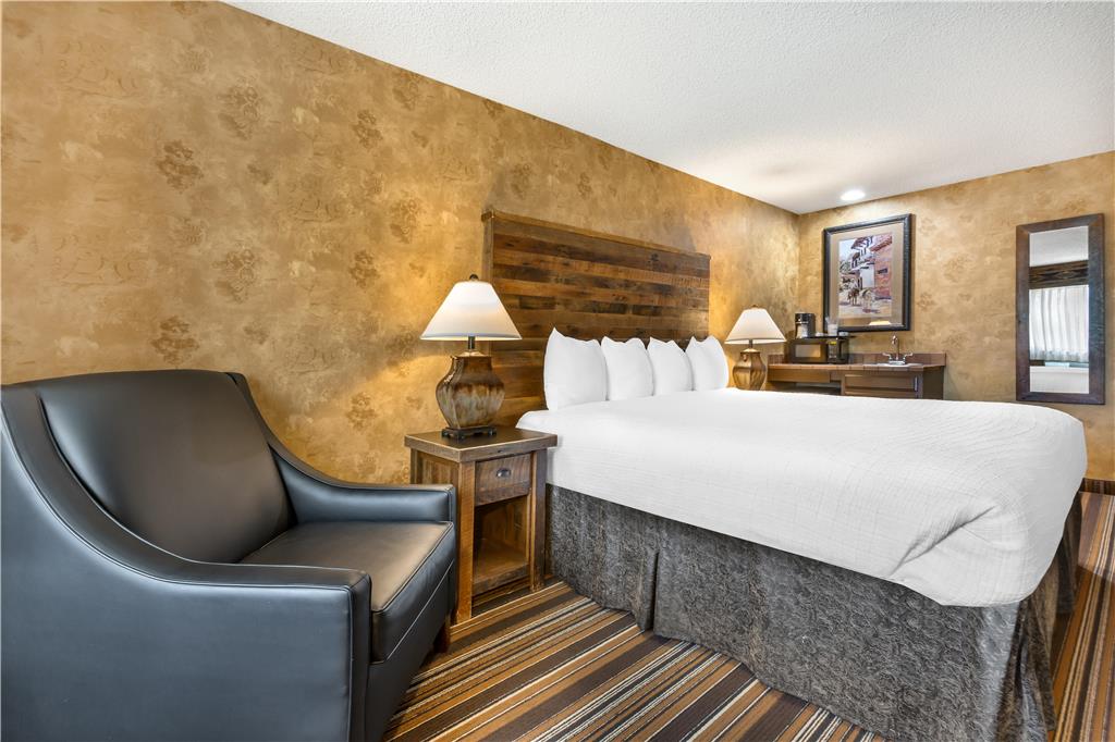 Best Western Plus Inn of Santa Fe - photo 32