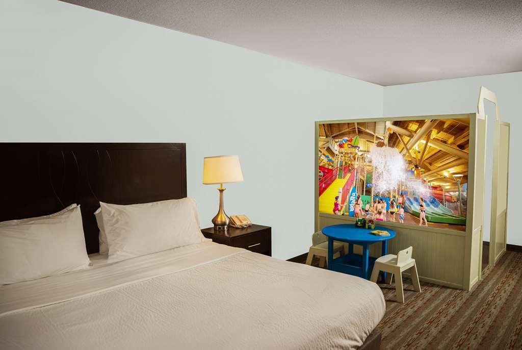 Wyndham Garden Erie - photo 12
