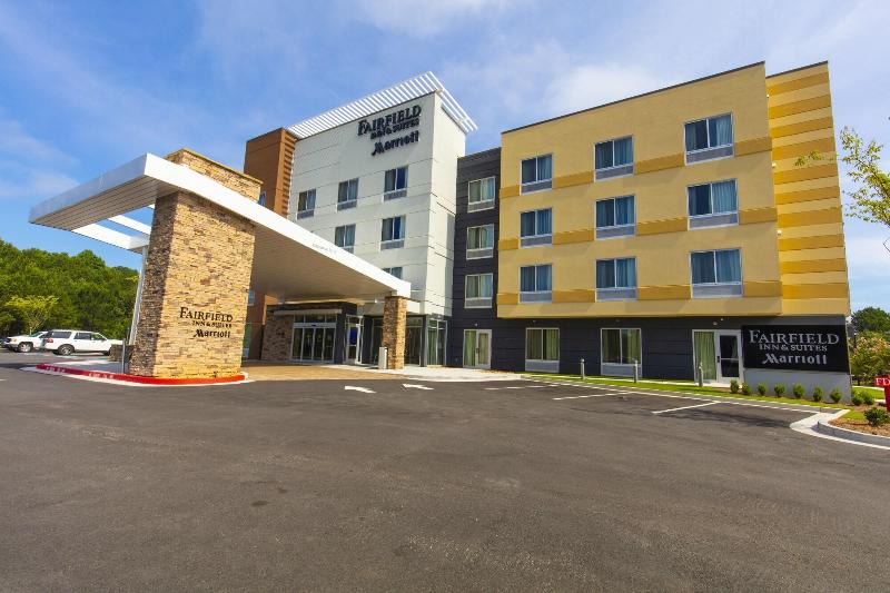 Fairfield Inn & Suites by Marriott Atlanta Woodstock - photo 2